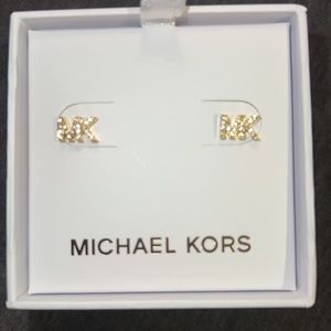 Michael Kors MK earrings! MK logo stud gold earrings!